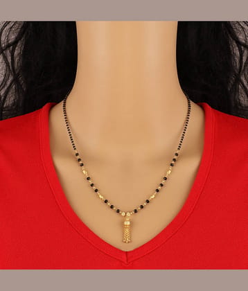 Bhagya Lakshmi Golden Mangalsutra ( Pack of 1 )