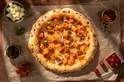 Mozambique Peri Peri Paneer Pizza