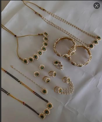 Mohini Set