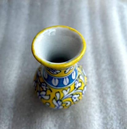 Flower vase