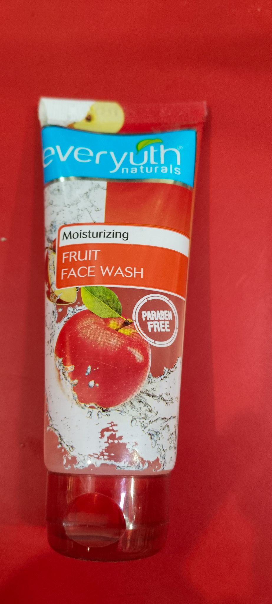 Everyuth naturals fruit face wash 50 g