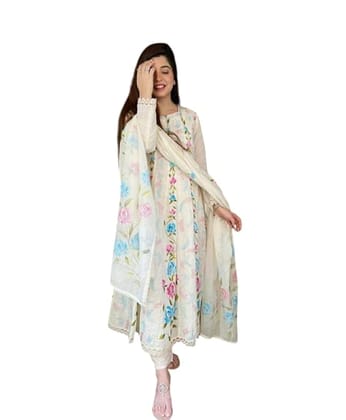 Embroidered White Kurta Set with Dupatta