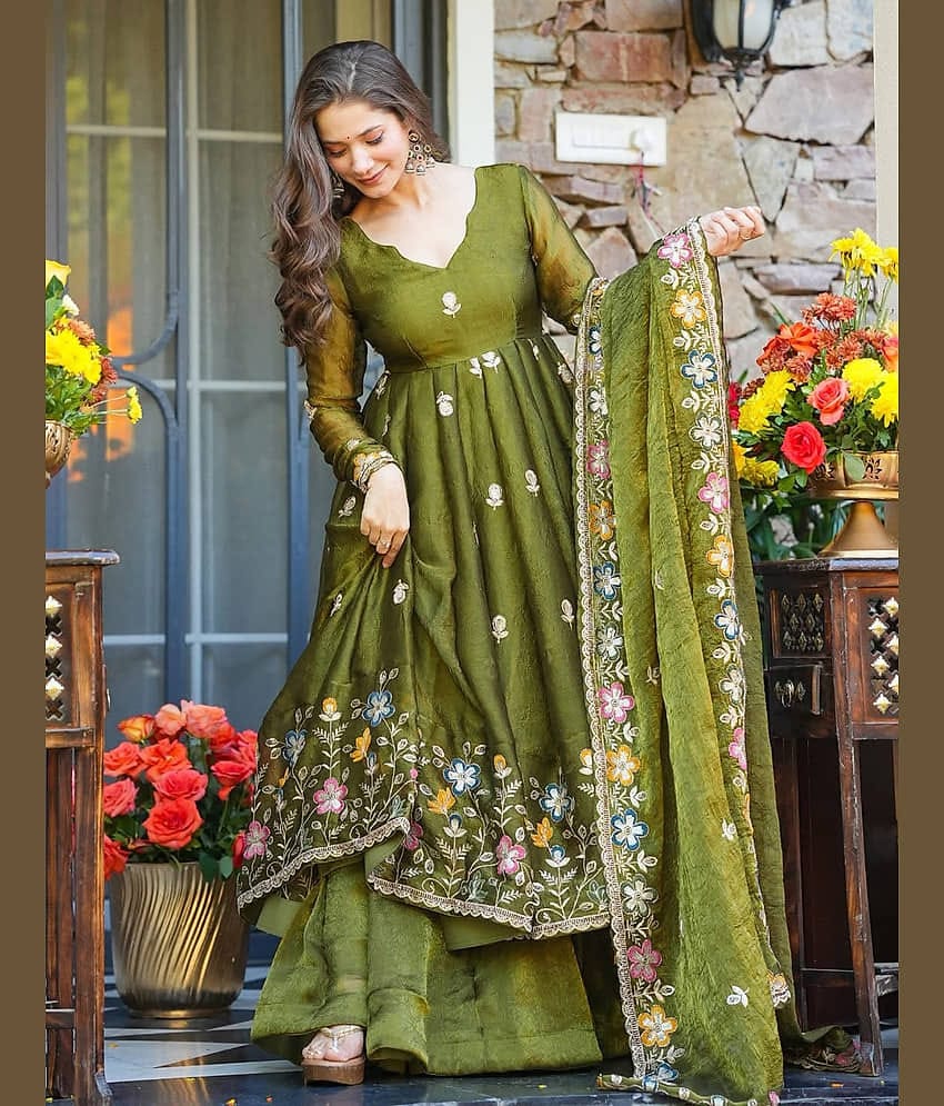 kedar fab Women Organza Embroidered Anarkali Kurti With Palazzo ( Green )