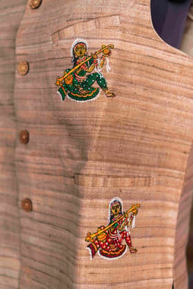 The Divine Rasa: Hand-Painted Krishna Pattachitra on Raw Ghicha Silk Jacket