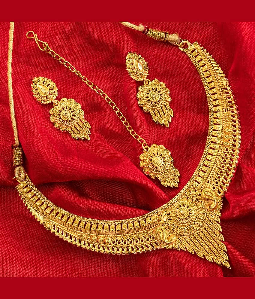 Lily Gold Brass Necklace Set ( Pack of 1 )