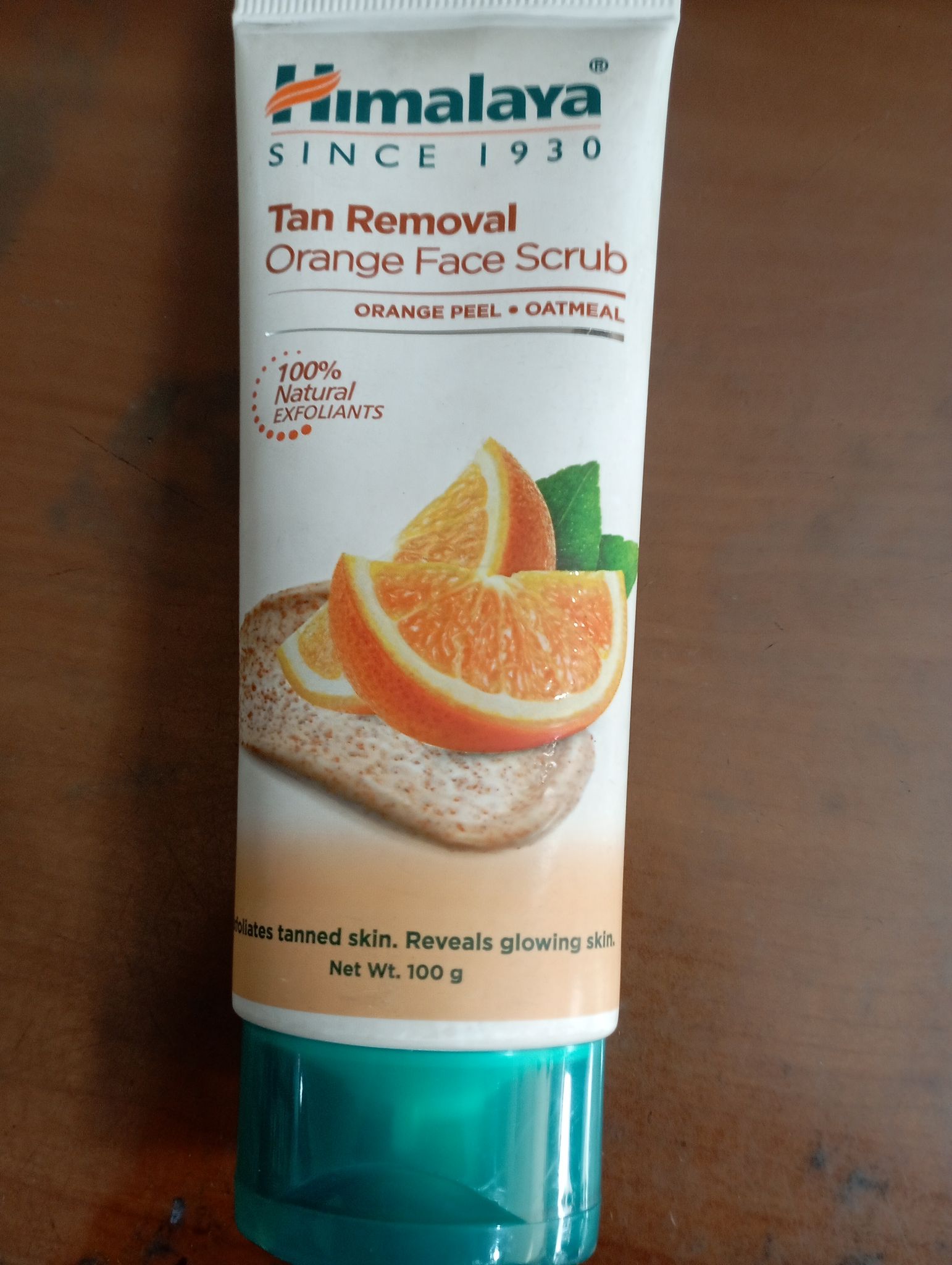 Himalaya tan removal orange face scrub