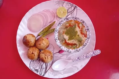 Plain Bati Chokha [4 Pieces] With Ghee Dip