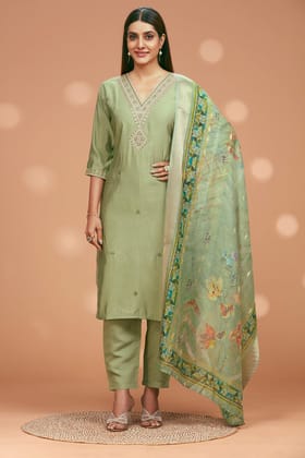 Three-Piece Evening Wear Kurta Set-GREEN / M