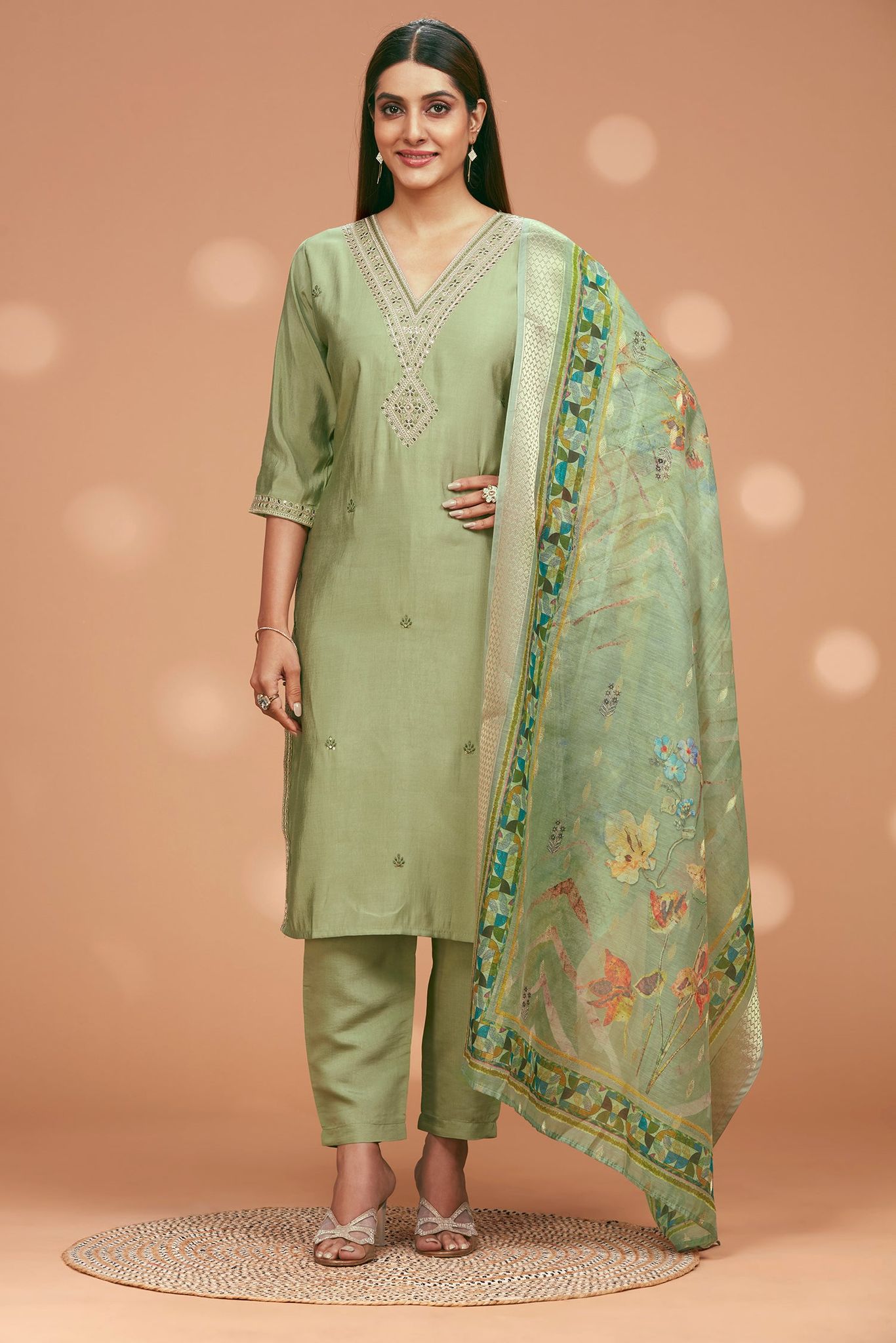 Three-Piece Evening Wear Kurta Set-GREEN / M