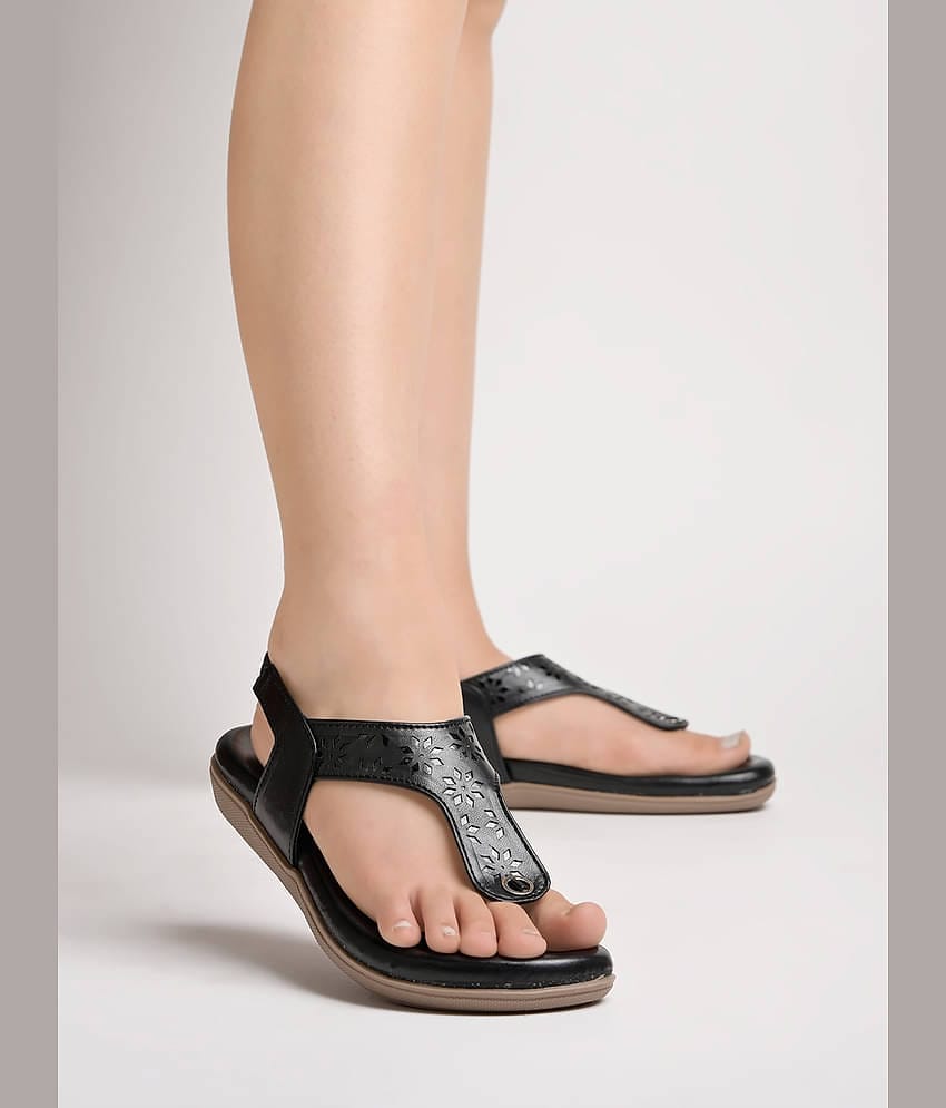 Shoetopia Cream Women's Flats