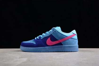Run The Jewels x NikeMens SB Dunk Low - Blue-Euro 41
