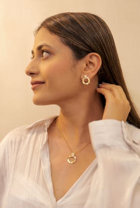 Radiance Unbound Pendant Necklace Set-STAINLESS STEEL / GOLD