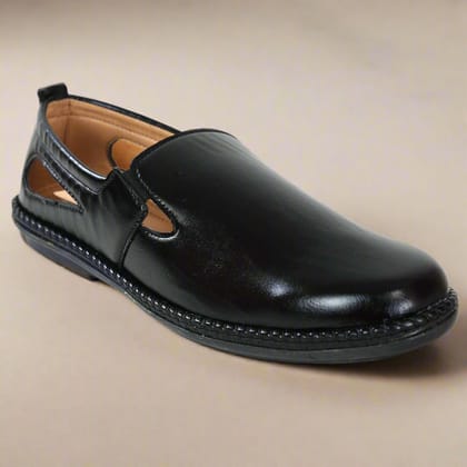 Kolapuri Centre Designer Black Jutis For Men-6
