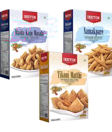 Indiyum Snacks Namkeen Combo Tikoni Matthi 300gm, Maida Kaju Masala 400gm, Namakpare 300gm