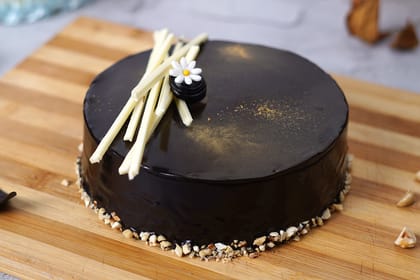 Sacher torte cake