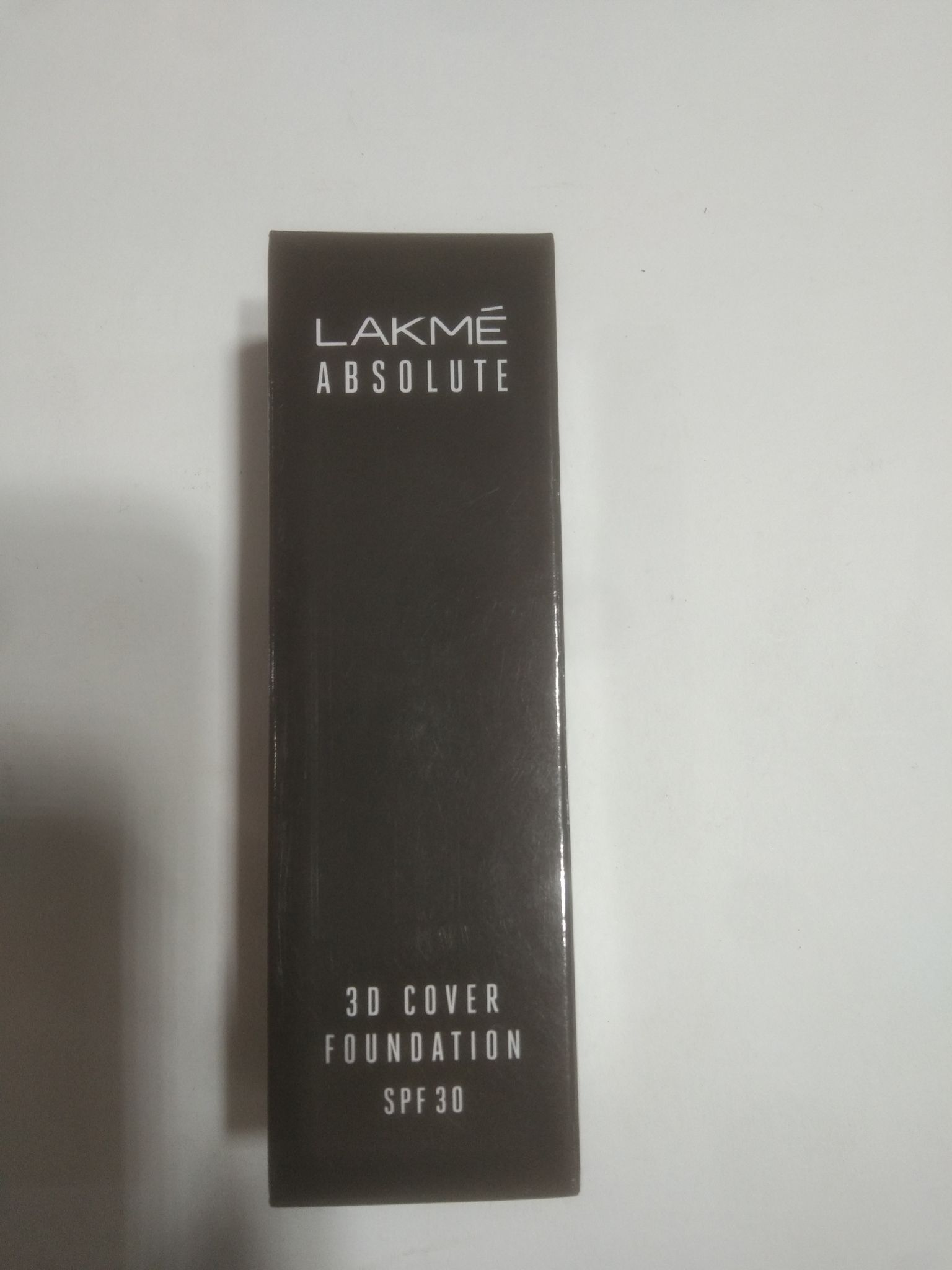 Lakme Absolute 3d cover Foundation Spf 30 warm sand 