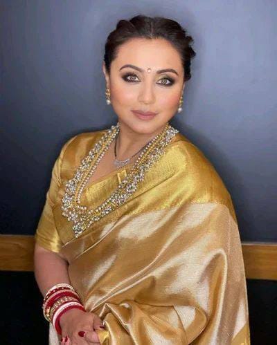 Royal Heritage Saree with Luxurious Fabric & Elegant Borders