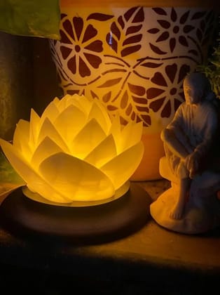 Lotus Tea Light Candle Holder 9.5cm x 9.5cm 3D Printed PLA Decorative Diwali Lantern Accent for LED Tea Lights and Votive Candles - with LED Light Free Lotus Tea Light Candle Holder 9.5cm x 9.5cm 3D Printed PLA Decorative Diwali Lantern Accent for LED Tea Lights and Votive Candles - with LED Light Free