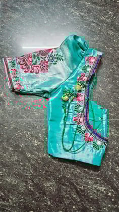 Chic Blouse for Every Occasion