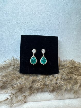 Hoor Wania Earrings