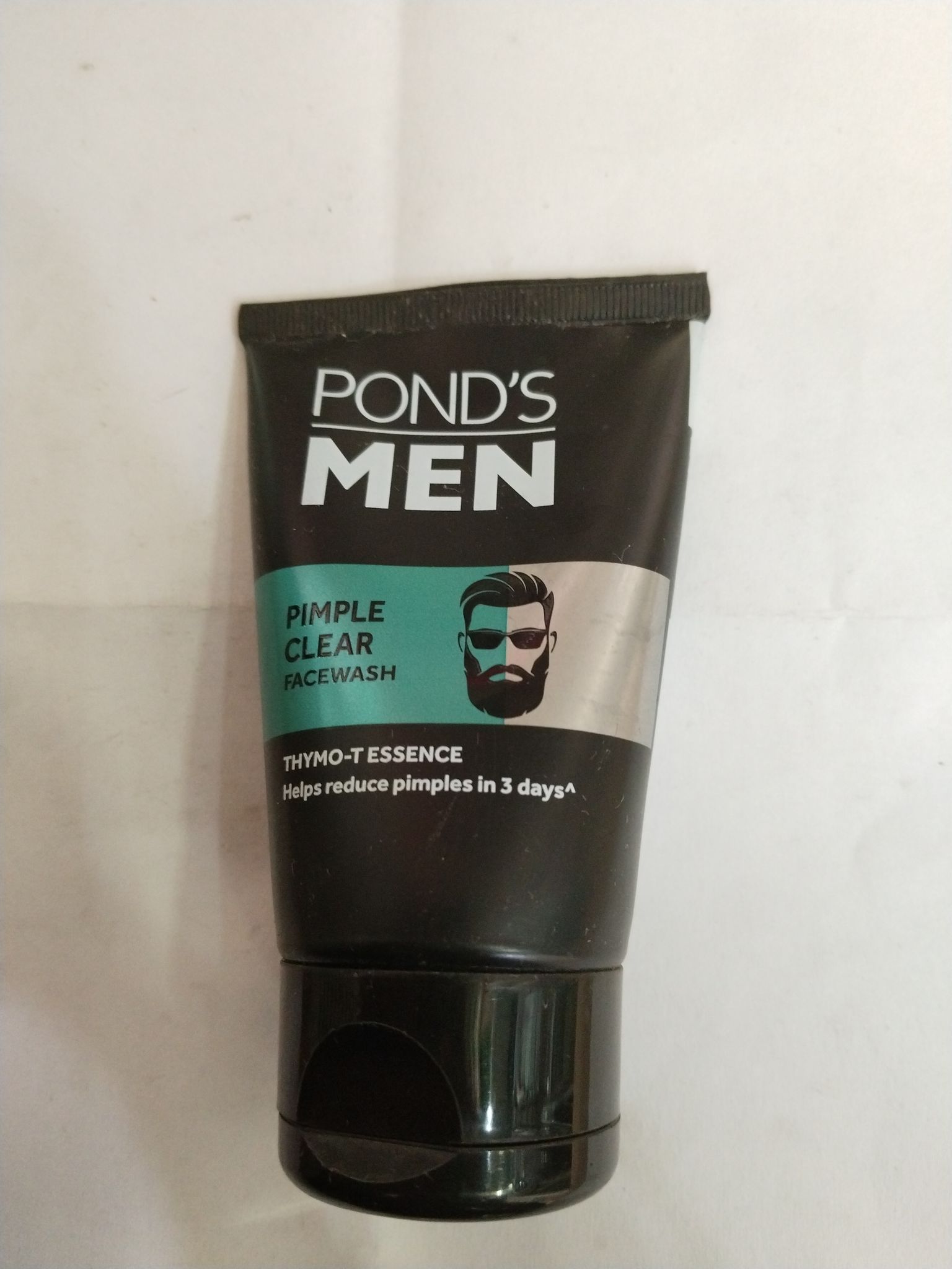 Pond's Men Pimple Clear Facewash Thymo-t essence 
