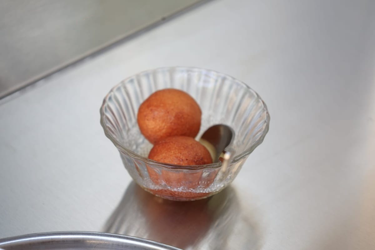 Aaswad Caterers Mawa Gulab Jamun (4 Pieces) | Ready-to-Eat Traditional Indian Dessert