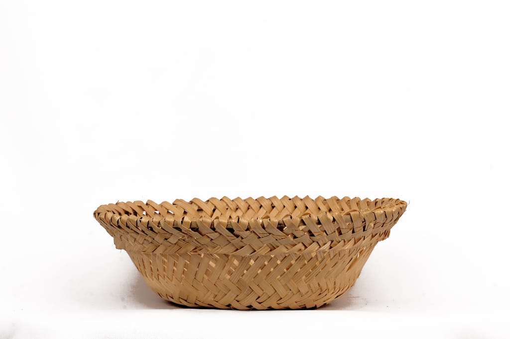 Plain Upside Down Peacock Basket