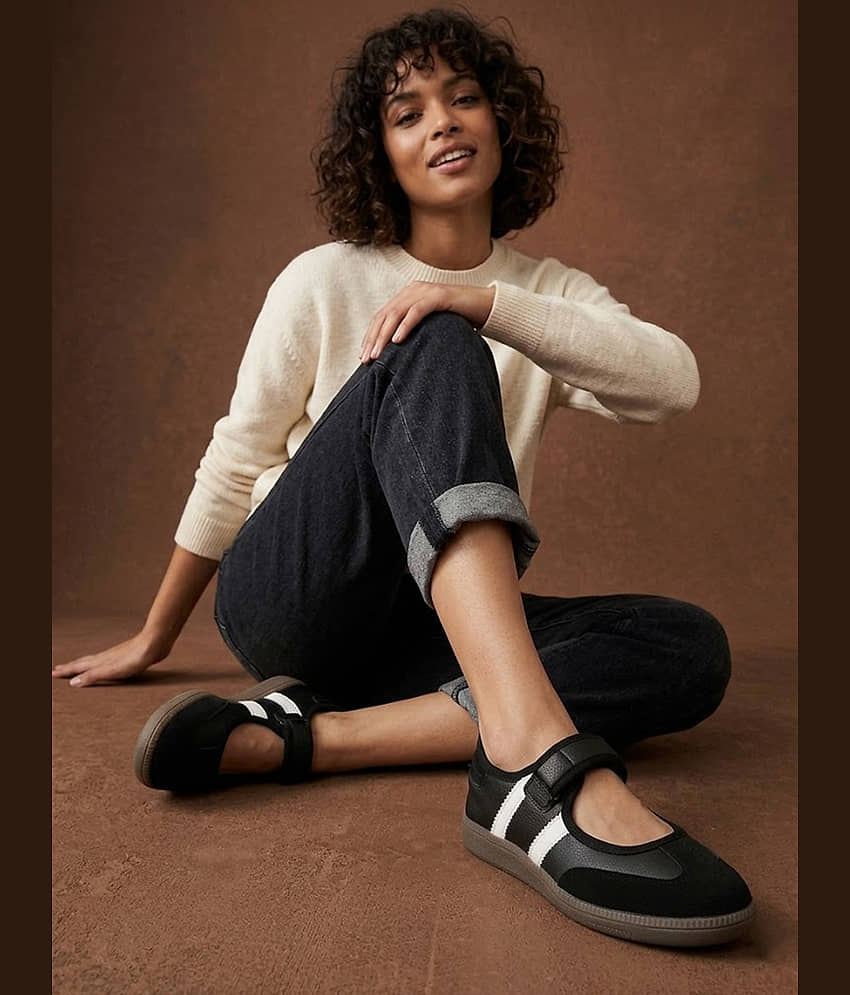Fashion Victim Black Women's Mary Janes Flats