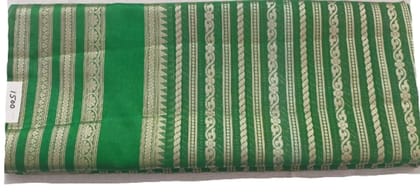 Elegant Traditional Indian Saree Red Silk Saree with Intricate Gold Borders