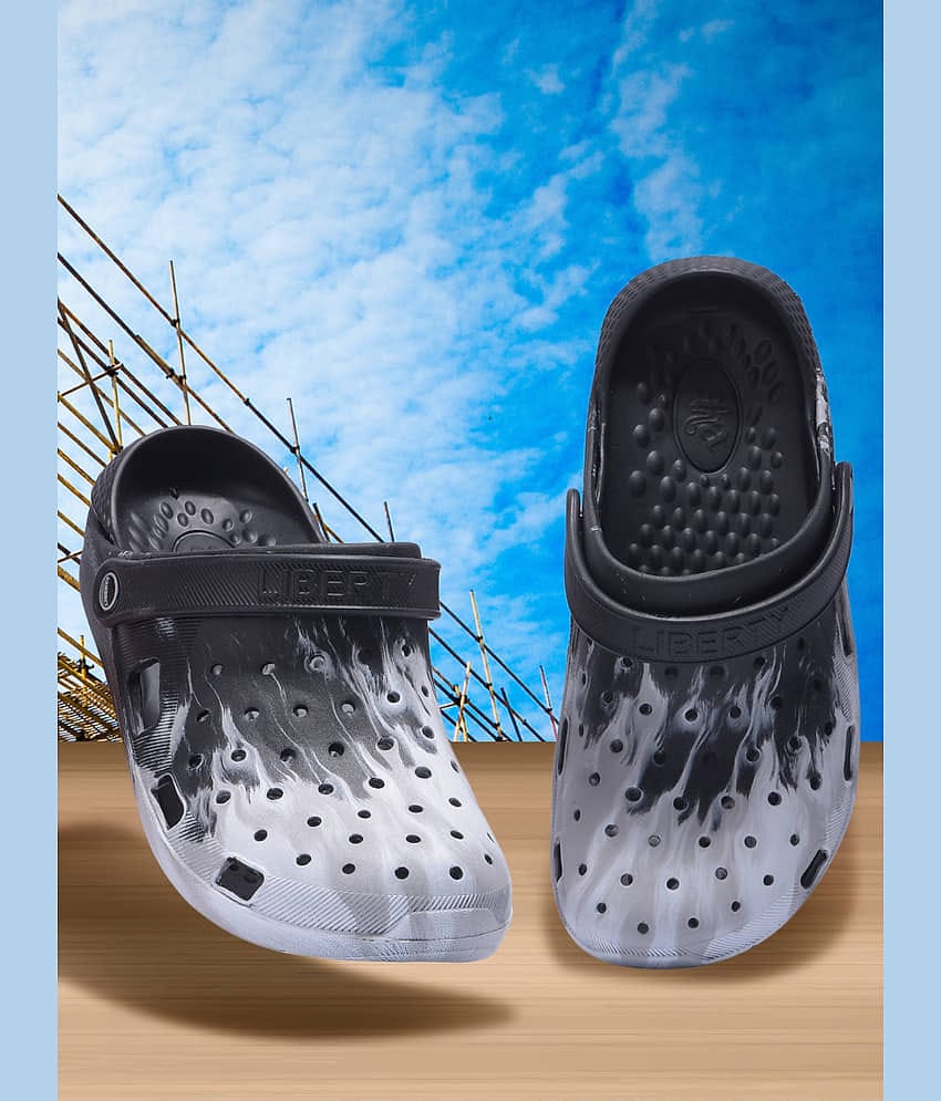 Liberty - Black Men's Clogs