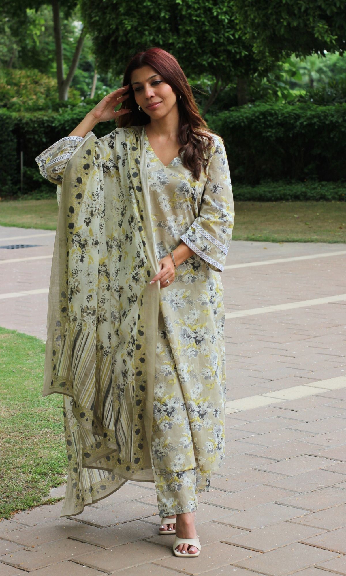 Cotton Bloom Story Beige Suit Set with Printed Dupatta-XXS