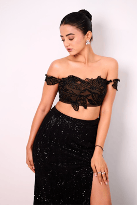 Helly Shah in Winter bold black skirt set-XS