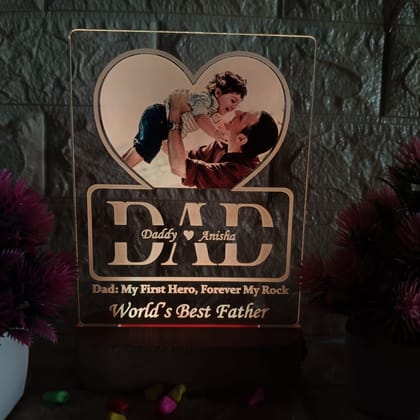 Customized LED Acrylic Lamp with Photo & Names | “World’s Best Father” Gift | Heart Design with Engraving | Father's Day/Birthday Gift