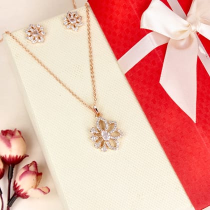 Rose Gold Sparkling Pendant with Chain - SIA446790