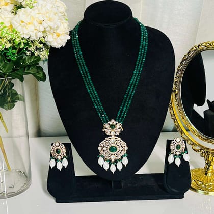 Nayaab ruhani neckpiece-Green-Green