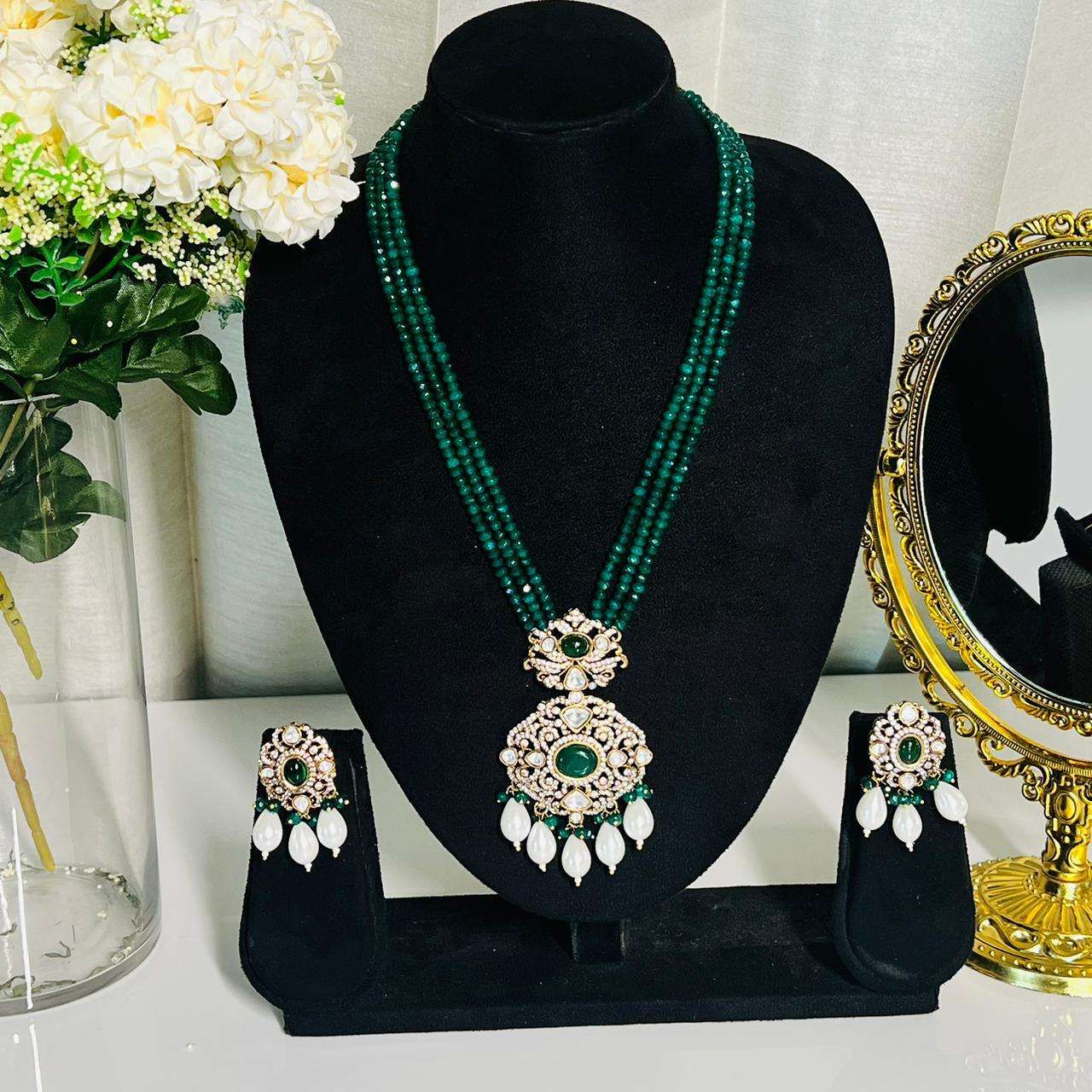 Nayaab ruhani neckpiece-Green-Green