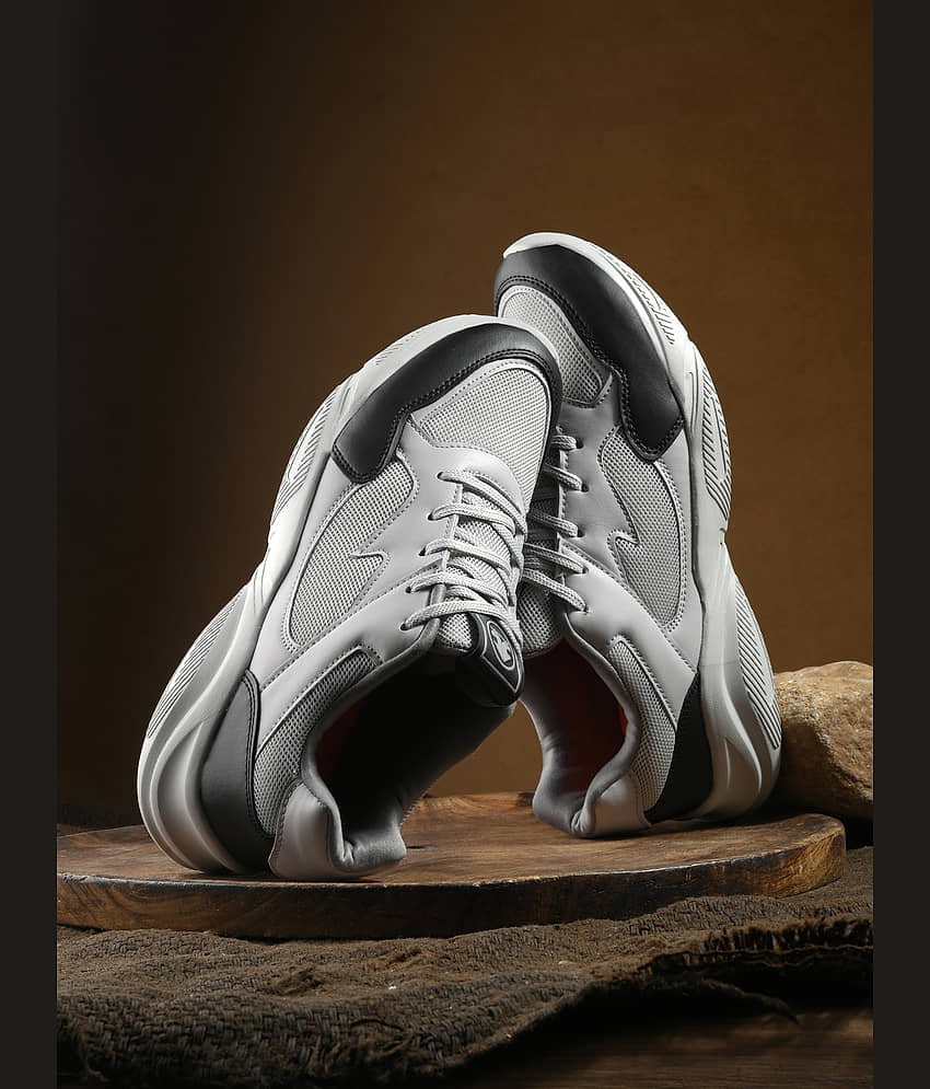 OFF LIMITS ROGER Light Grey Men's Sports Running Shoes