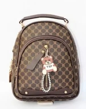 Modern Shoulder Bag with Detachable Strap