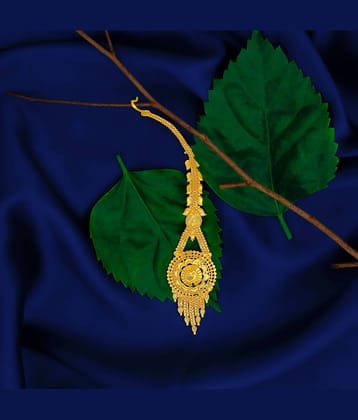 LUV FASHION Gold Maang Tikka ( Pack of 1 )