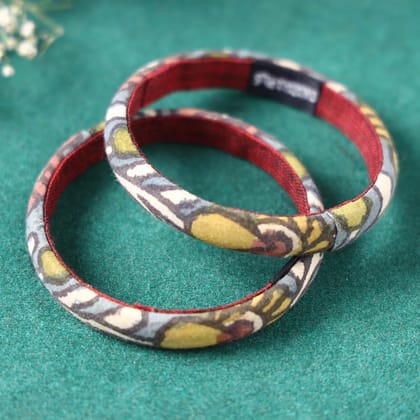 Multicolor Handpainted Kalamkari Bangle Set of 2 Multicolor Handpainted Kalamkari Bangle Set of 2