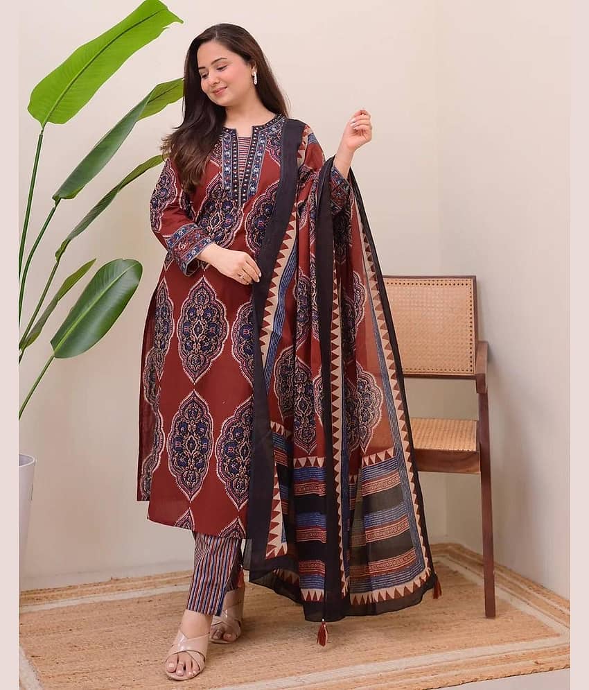 INDIAN SILKS Women Cotton Printed Straight Kurti With Pants ( Red )