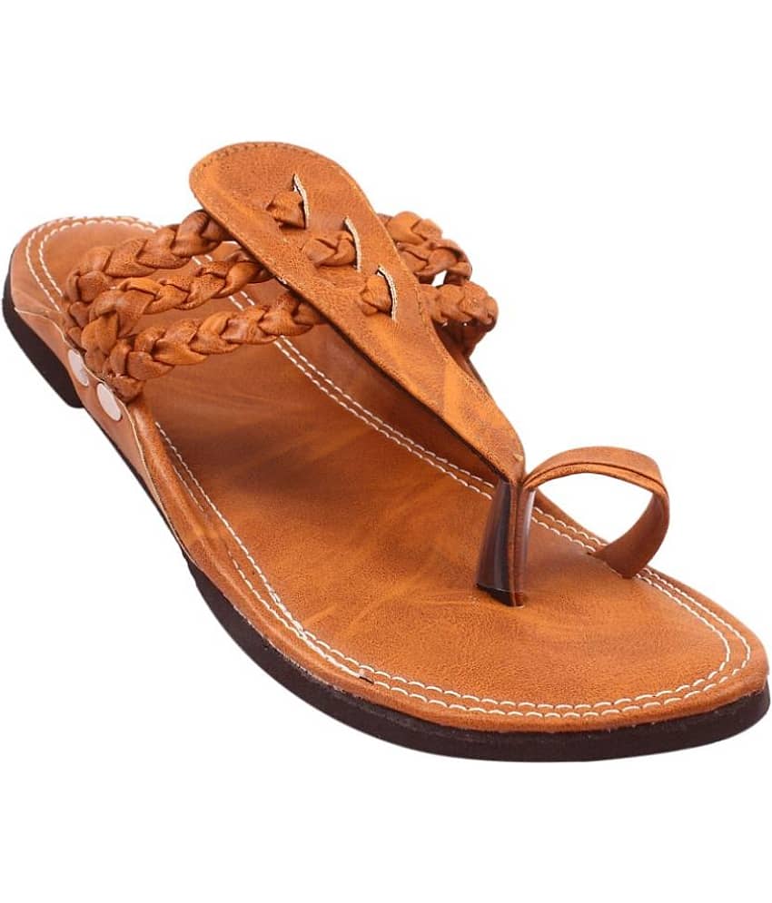 Apratim Brown Men's Kolhapuris