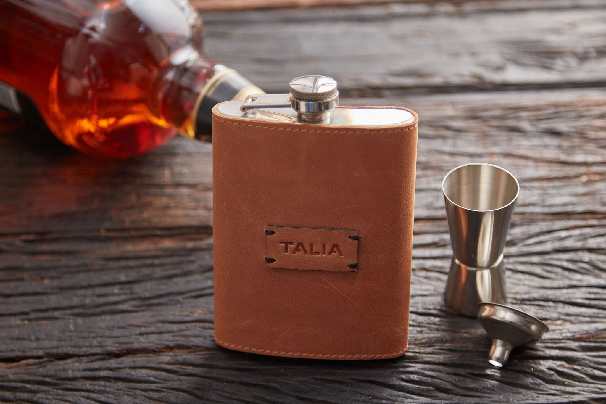 Leather-Covered Kidney Flask Gift Set