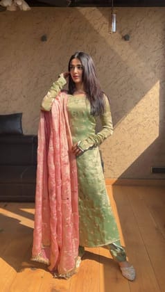 Jimmy Choo Fabric Sequence Embroidery Work Kurti Pant Dupatta Set ( Ready To Wear)-M(38)