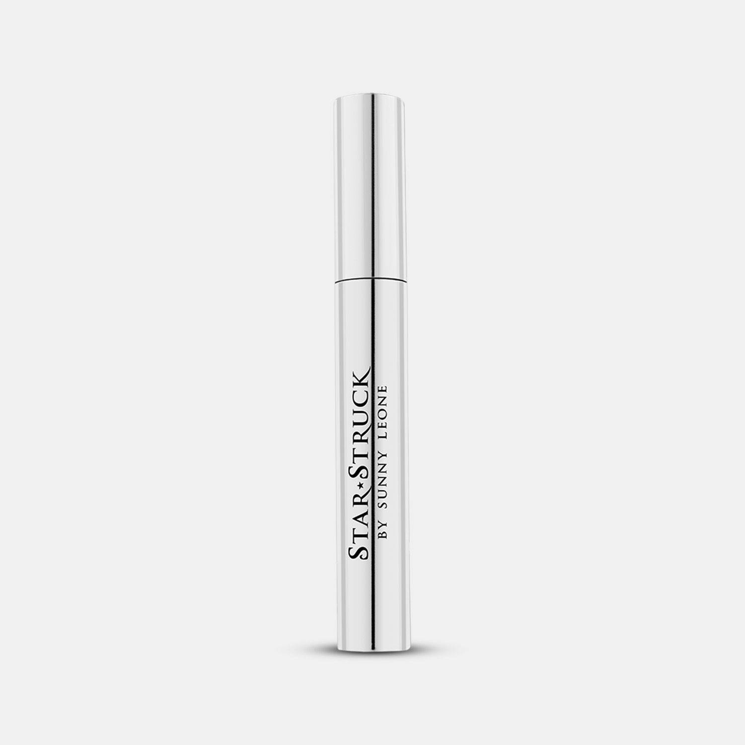 Star Struck by Sunny Leone Volumizing Mascara, 8ml