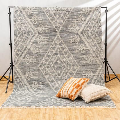 Mira Smoke Loomed Rug-3 ft. x 5 ft.