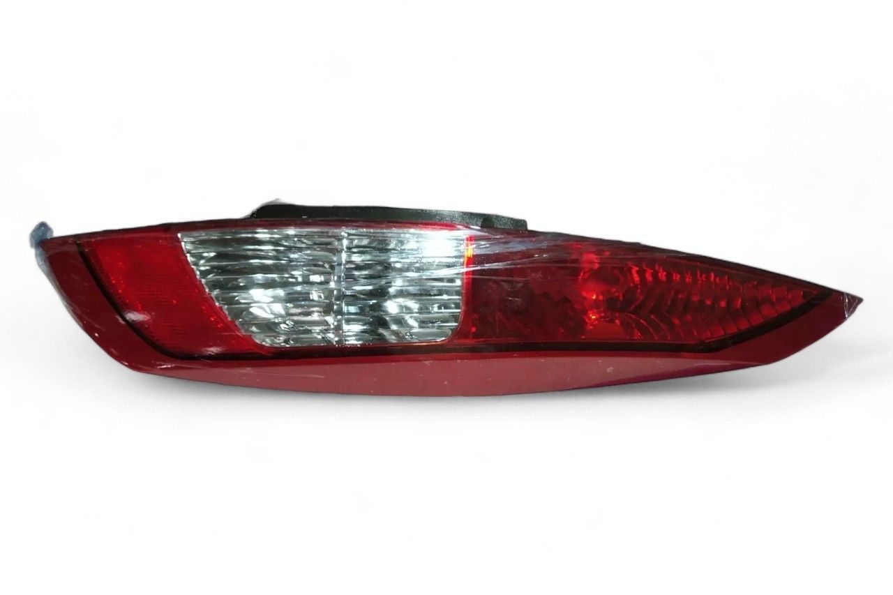 Lumax Rear Tail Lamp - RH AV686690