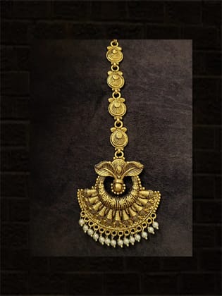 Leaf chain with leaf top design gold finish maangtika-White
