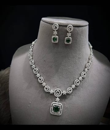 Ladymania Green Alloy Necklace Set ( Pack of 1 )
