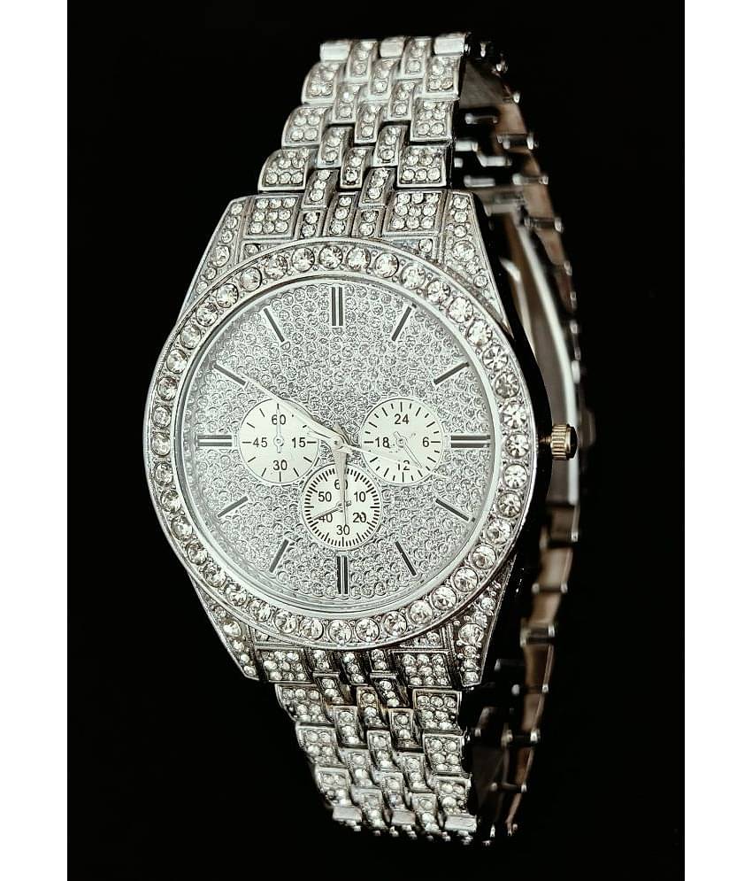 Renaissance Traders Silver Metal Analog Men's Watch